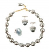 3PC FAUX PEARL JEWELRY GROUP: