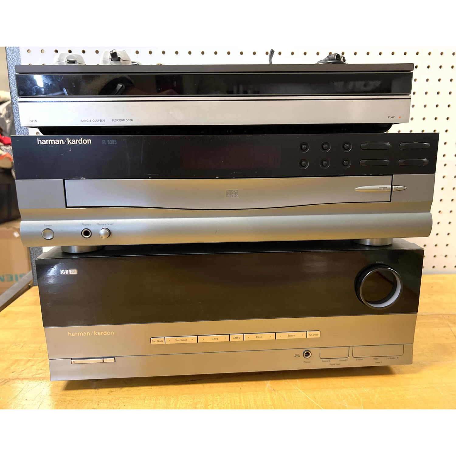 3pc HARMON KARDON and BANG &