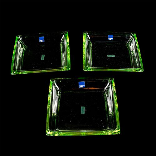 3PC LEONARDO GREEN GLASS PLATES,