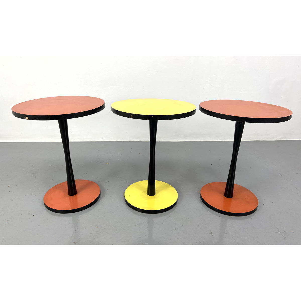 3pc Red or Yellow Ebonized Stand