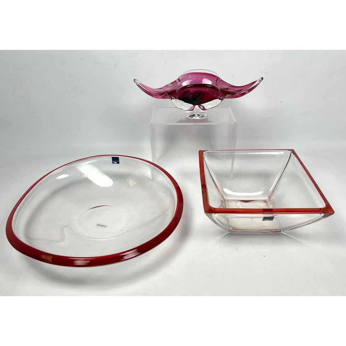 3pcs Art Glass. 2 pcs Leonardo