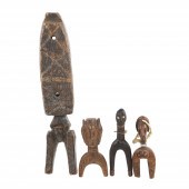 (4) African carved wood figura