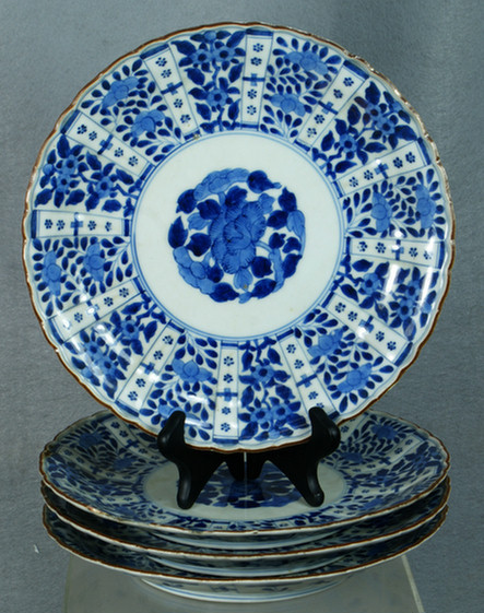 4 Chinese blue and white