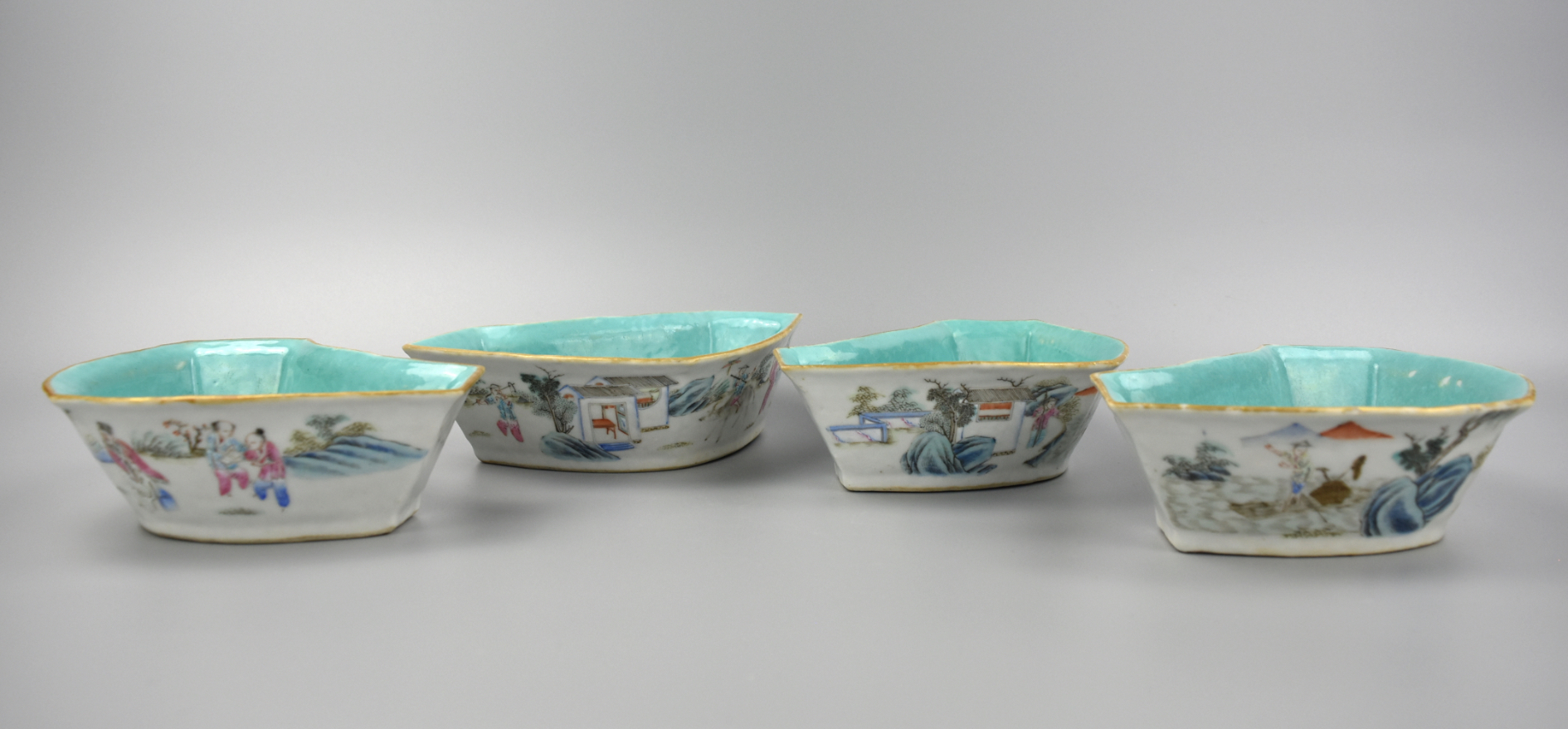 4 CHINESE FAMILLE ROSE BOWLS W/