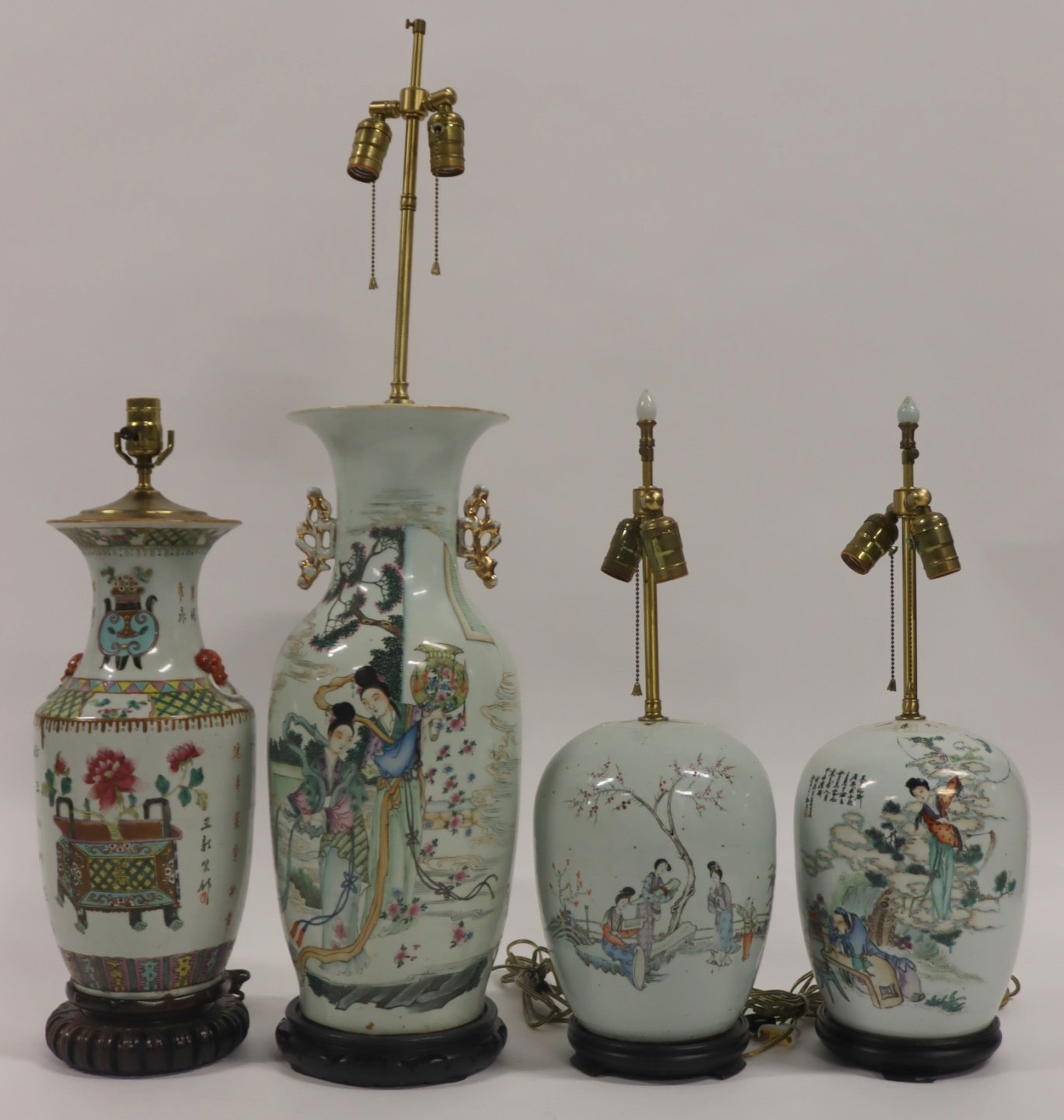 (4) CHINESE FAMILLE ROSE ENAMEL