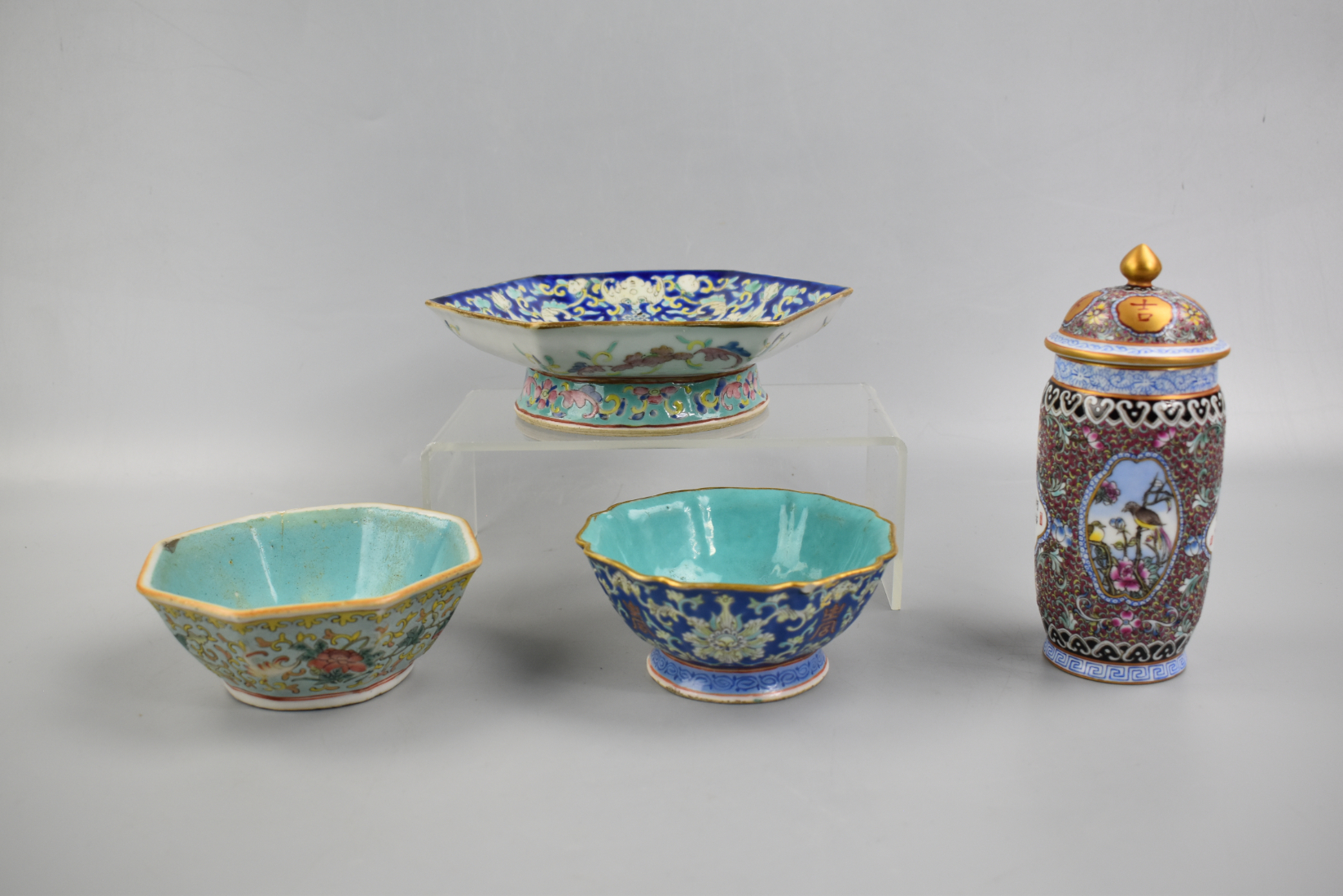 4 CHINESE FAMILLE ROSE STEM BOWLS &