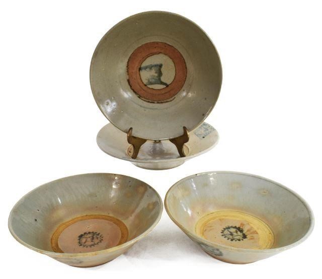 (4) CHINESE ZHANGZHOU WARE