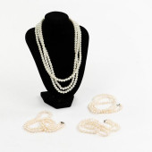 (4) CULTURED AND NATURAL PEARL