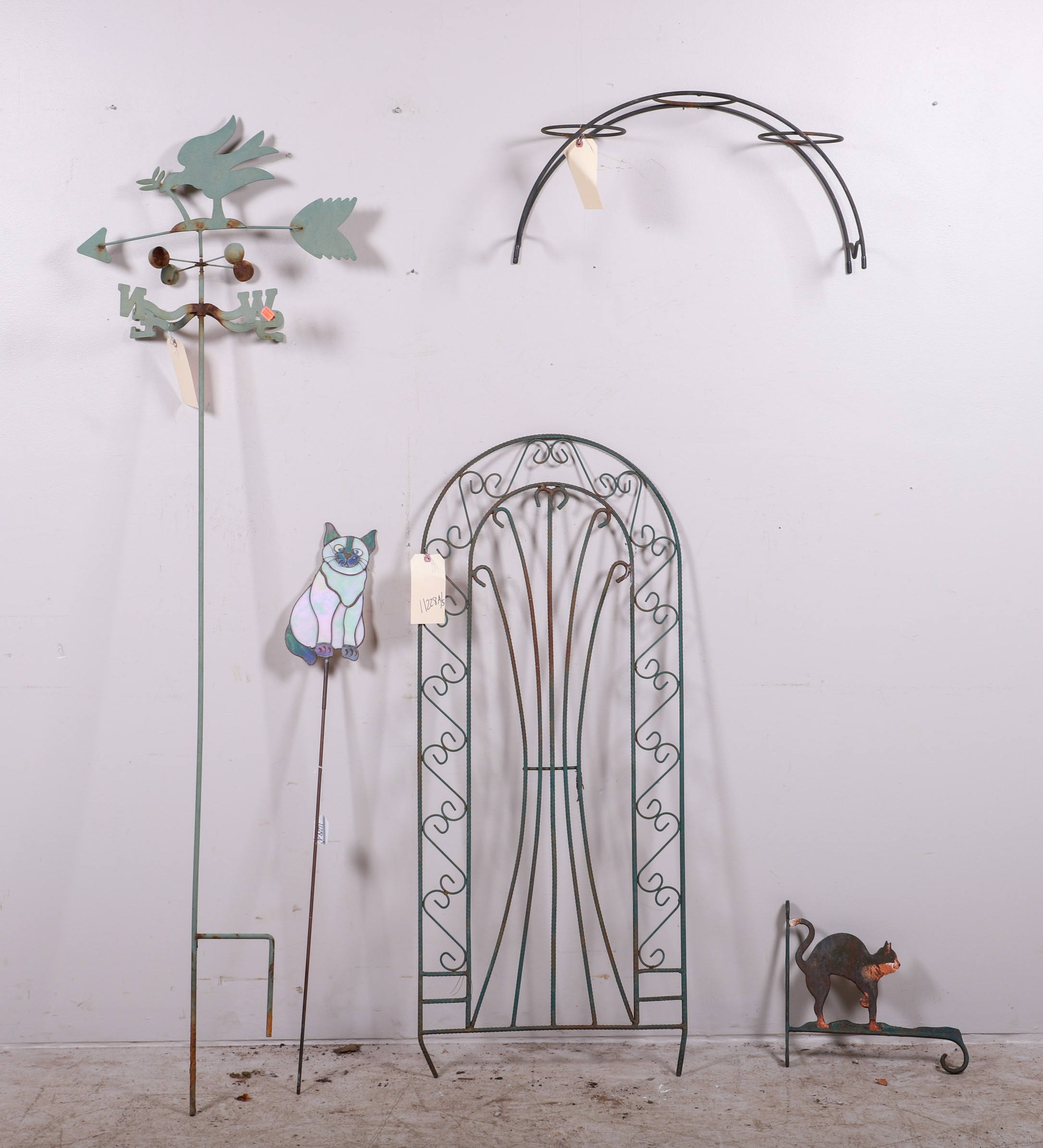 (4) Decorative Garden items, c/o