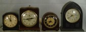 4 electric alarm clocks, 2 Tel