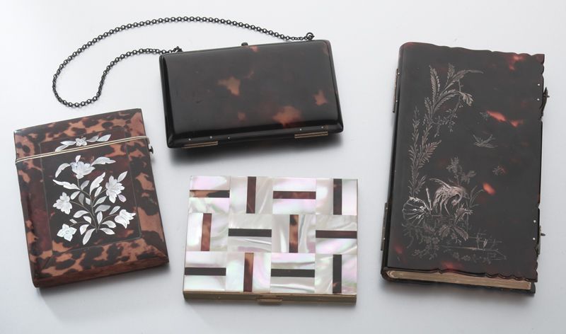 (4) English tortoise shell items