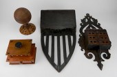4 FOLK ART ITEMS4 Wood folk ar
