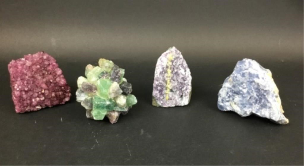 4 GEODES4 geodes. Largest (blue) 4"