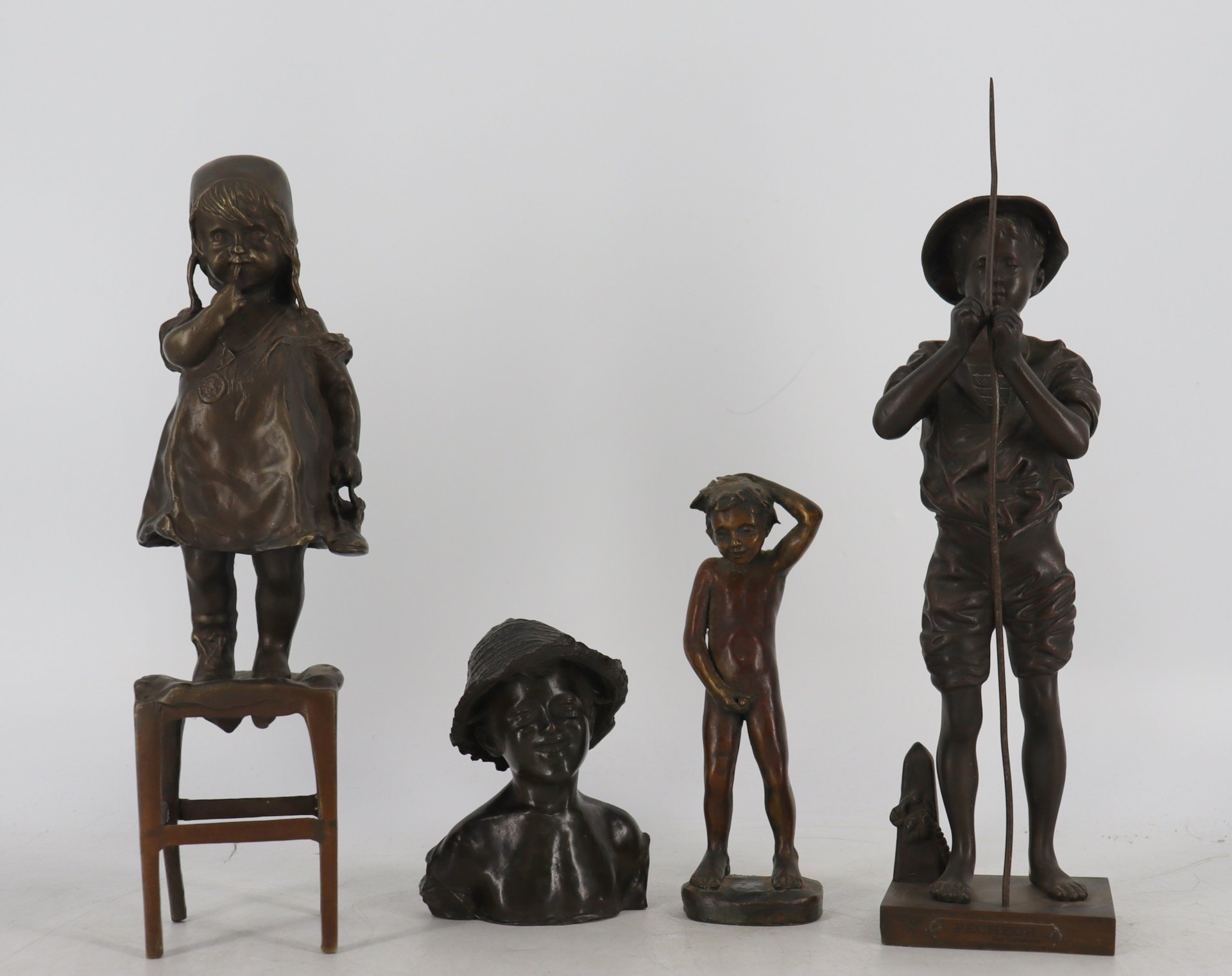 (4) GROUPING BRONZE SCULPTURES.