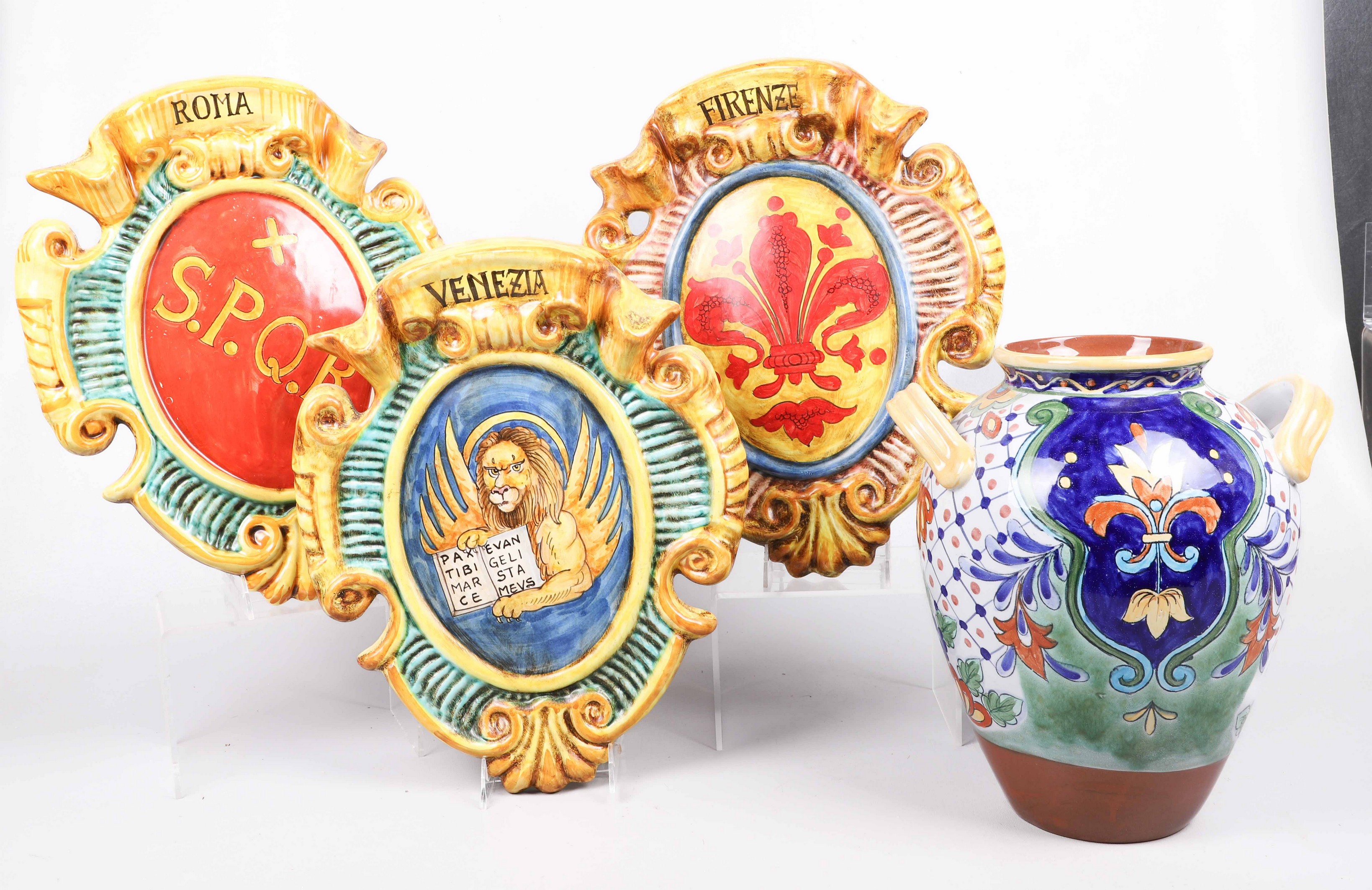 (4) Italian and style pottery