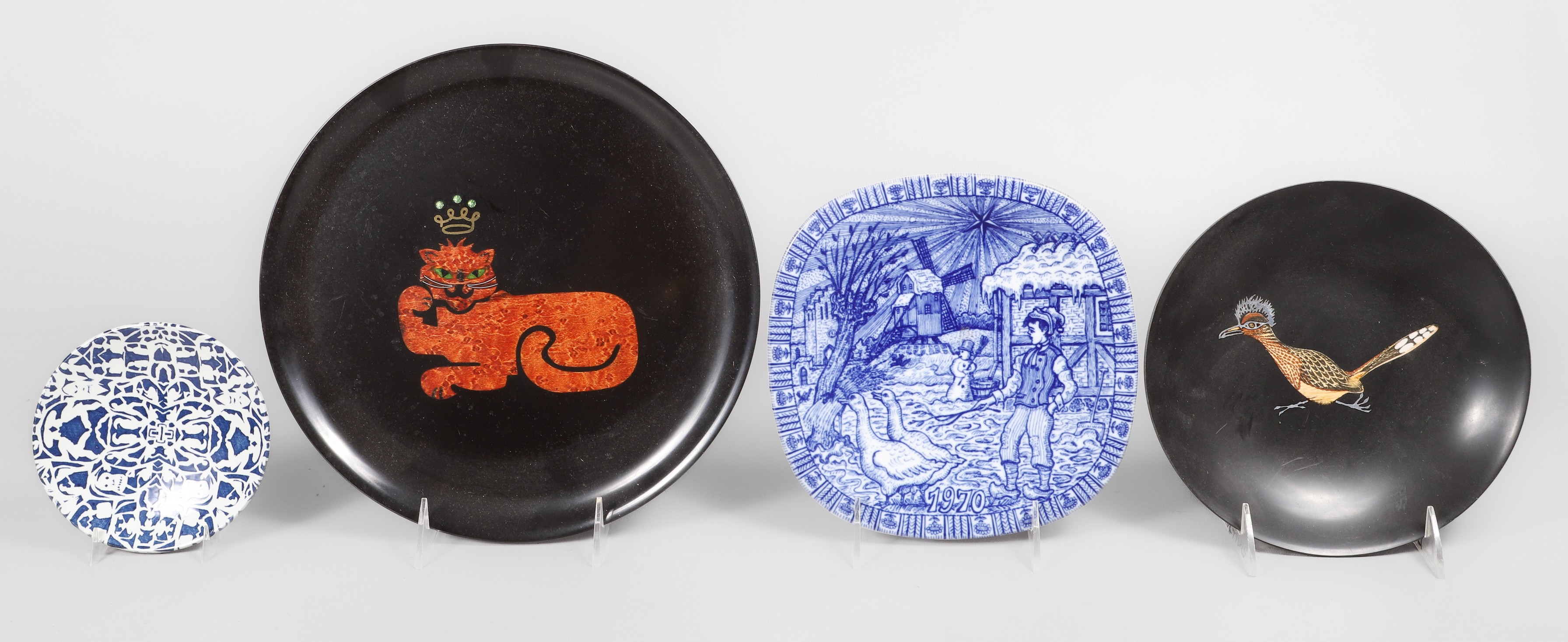 (4) Items, c/o porcelain Nymolle