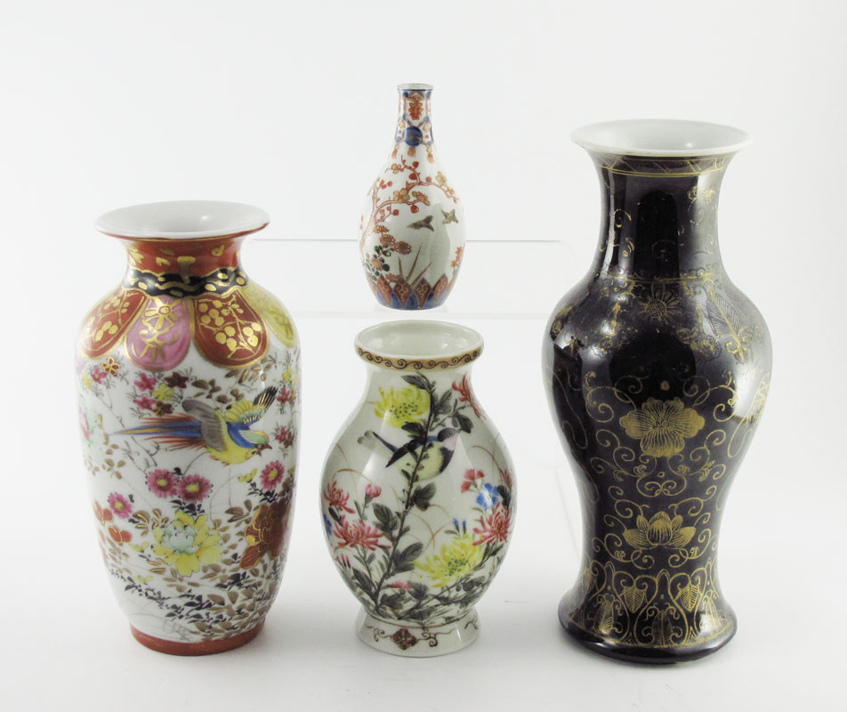 4 JAPANESE HAND PAINTED IMARI