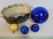 4 KUGEL CHRISTMAS ORNAMENTS &
