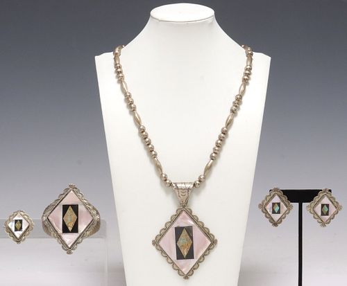 (4) LEE BENNETT NAVAJO STERLING