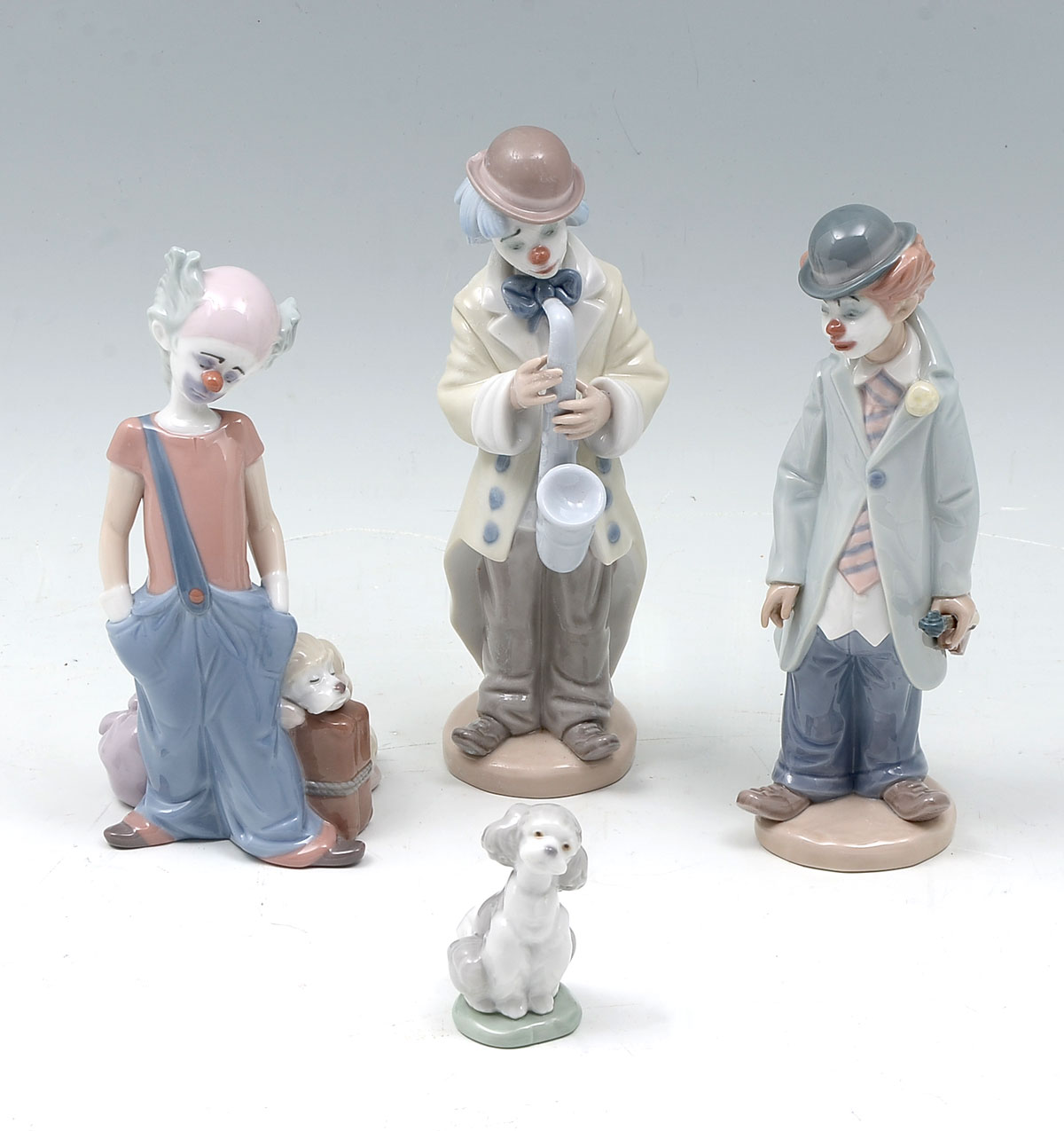 4 LLADRO CLOWNS AND A DOG: ''Circus