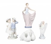 (4) Lladro porcelain figures t