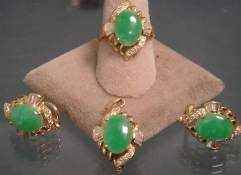 4 pc 18K YG diamond & jade