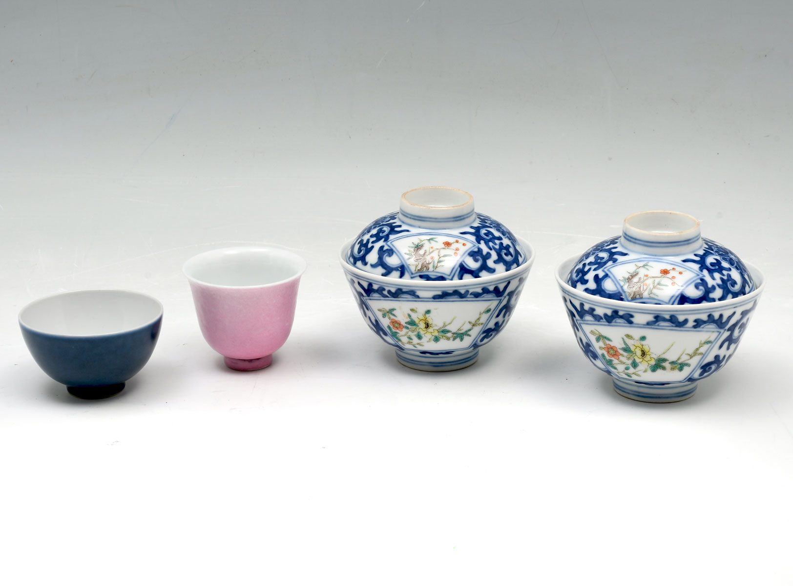 4 PC. CHINESE PORCELAIN TEACUP &