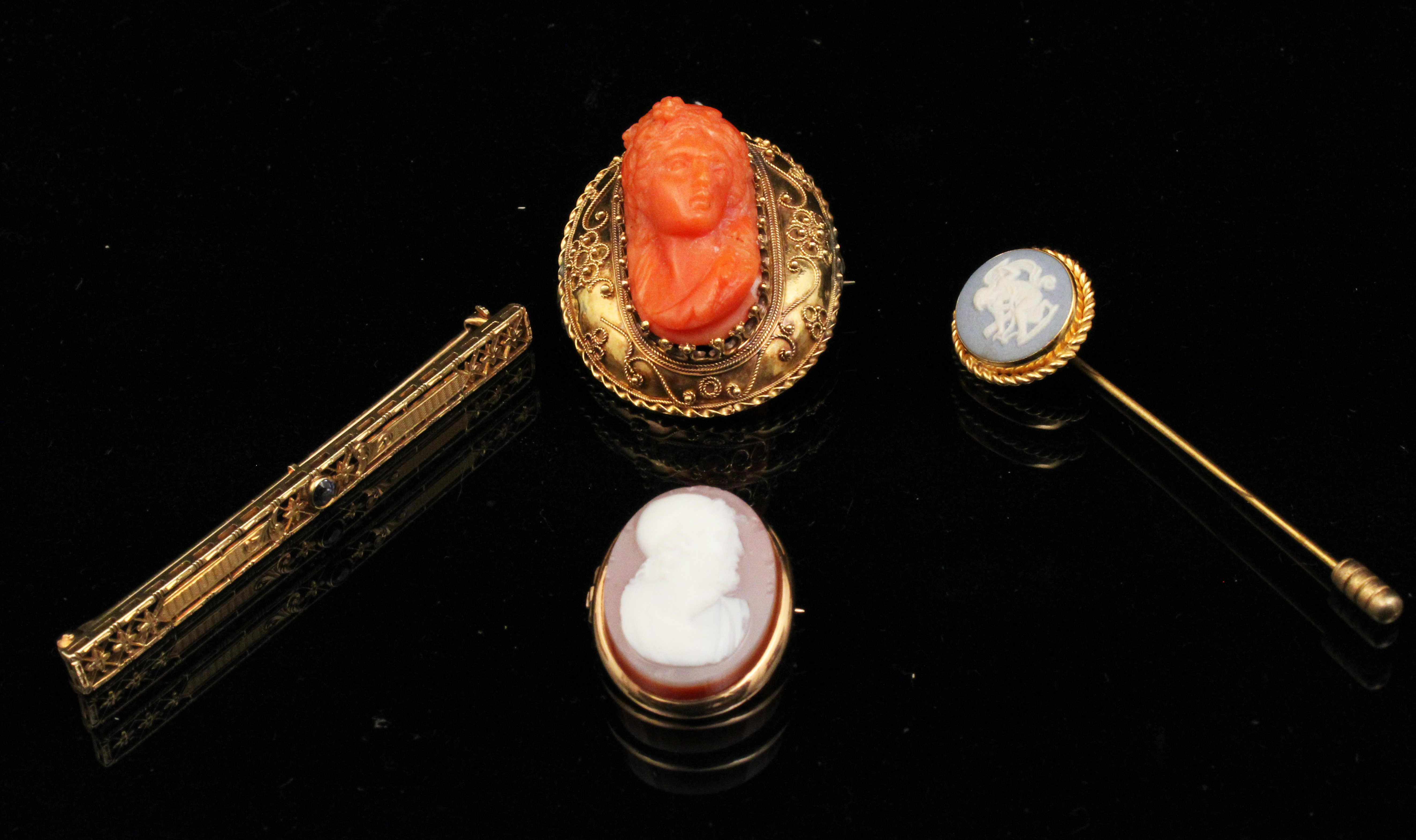 4 PC. ESTATE LOT OF YELLOW GOLD 4