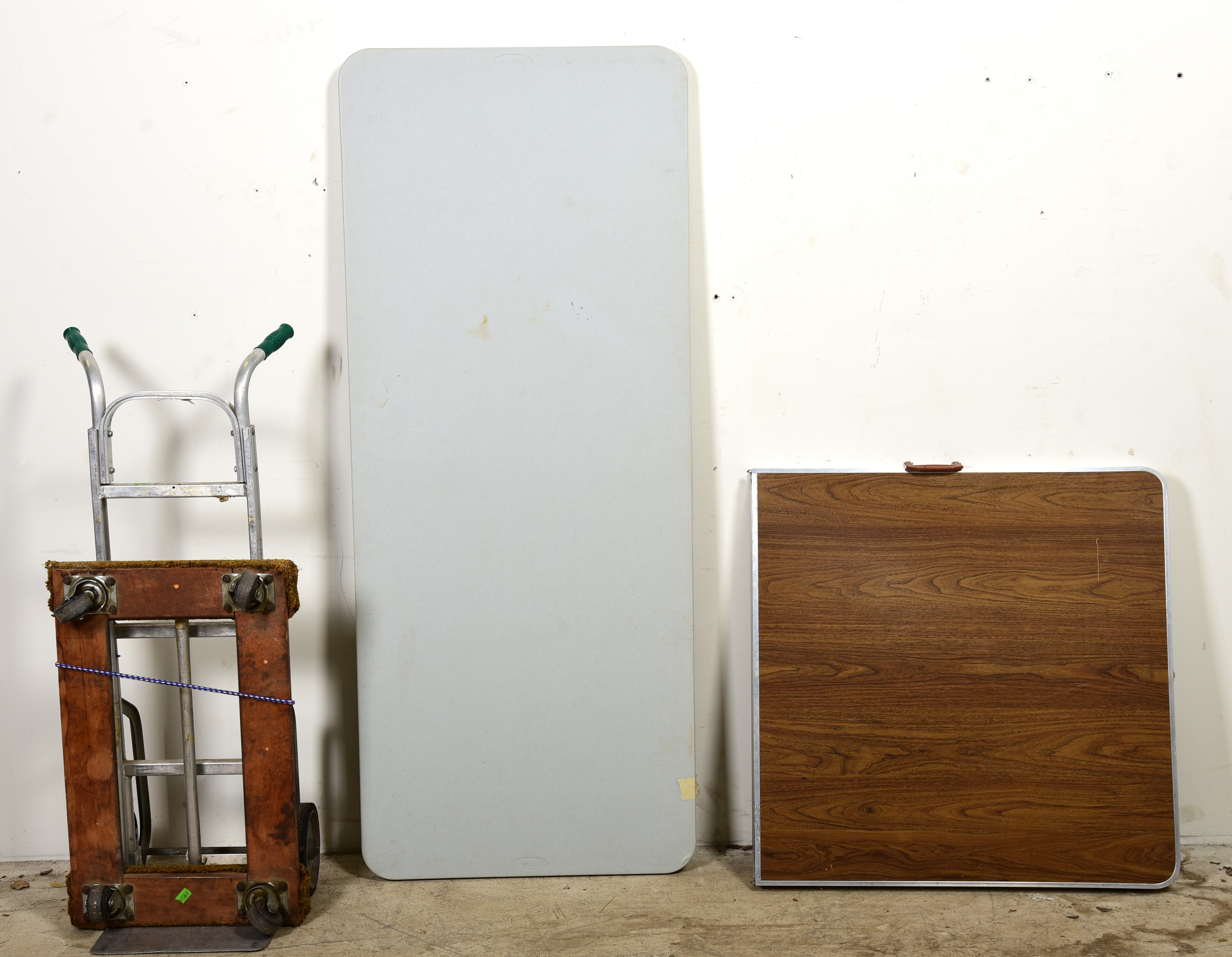 (4) Pc lot of moving/flea