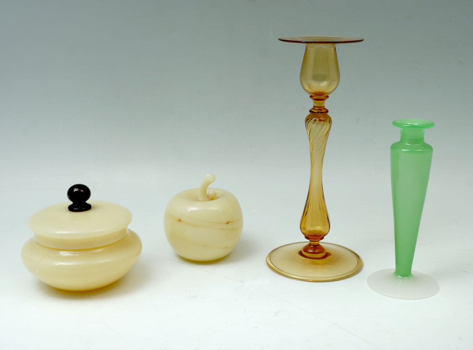 4 PC. STEUBEN ART GLASS COLLECTION: