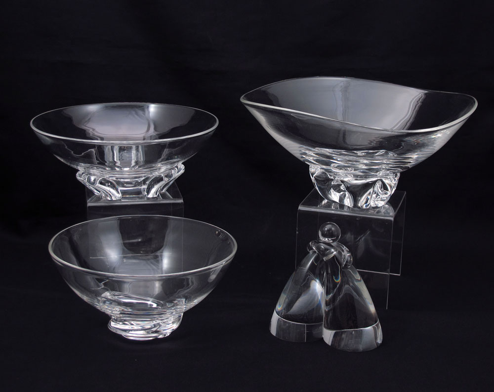 4 PC STEUBEN CRYSTAL: Three bowls