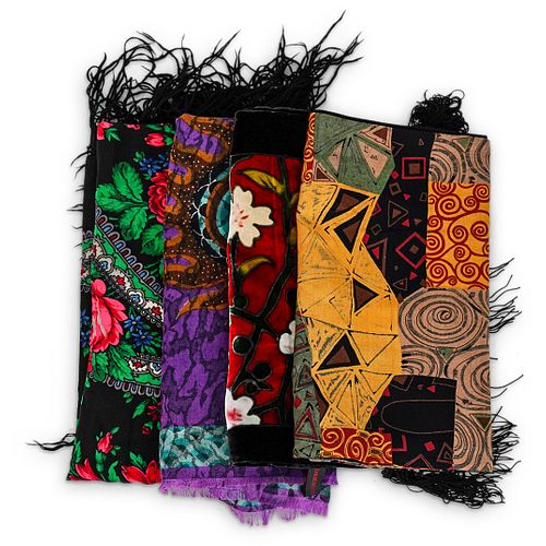 (4 PC) WOMEN WINTER SCARVES