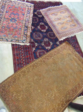 4 PERSIAN CARPETS, SCATTER SIZ