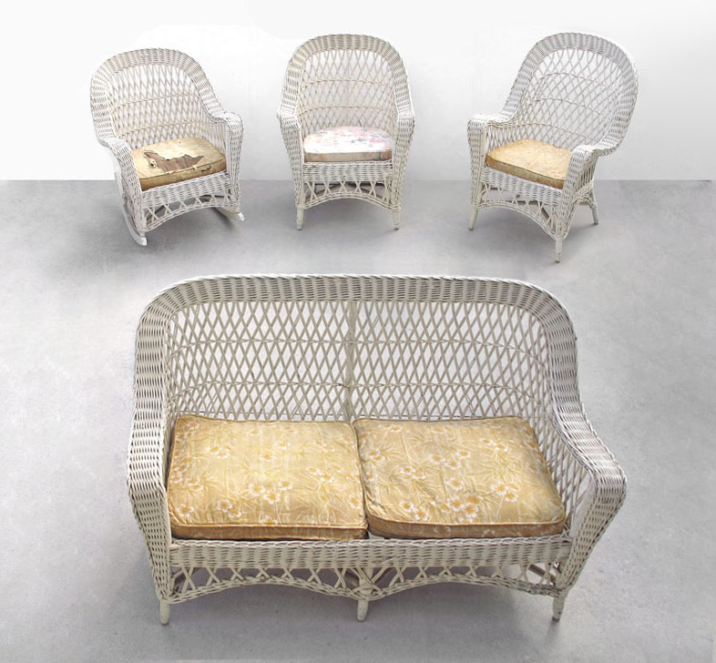 4 PIECE BAR HARBOR WICKER SUITE: