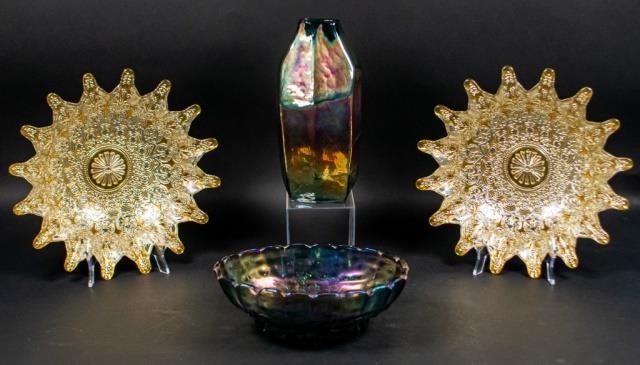 4 PIECE GLASS GROUPING4 pieces of