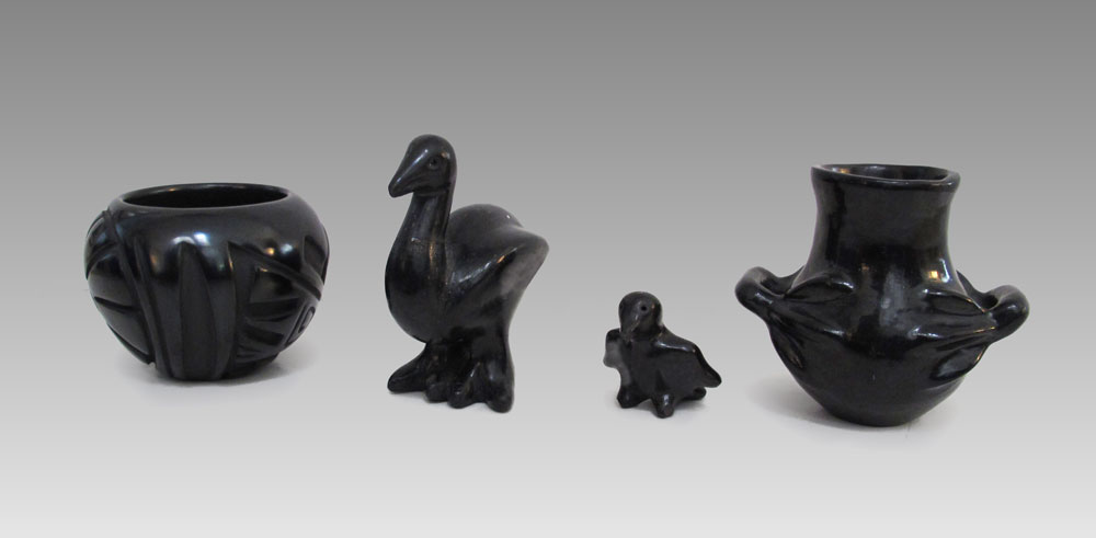 4 PIECE SANTA CLARA BLACK