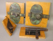 4 PIECES OF DOOR HARDWAREca. 1
