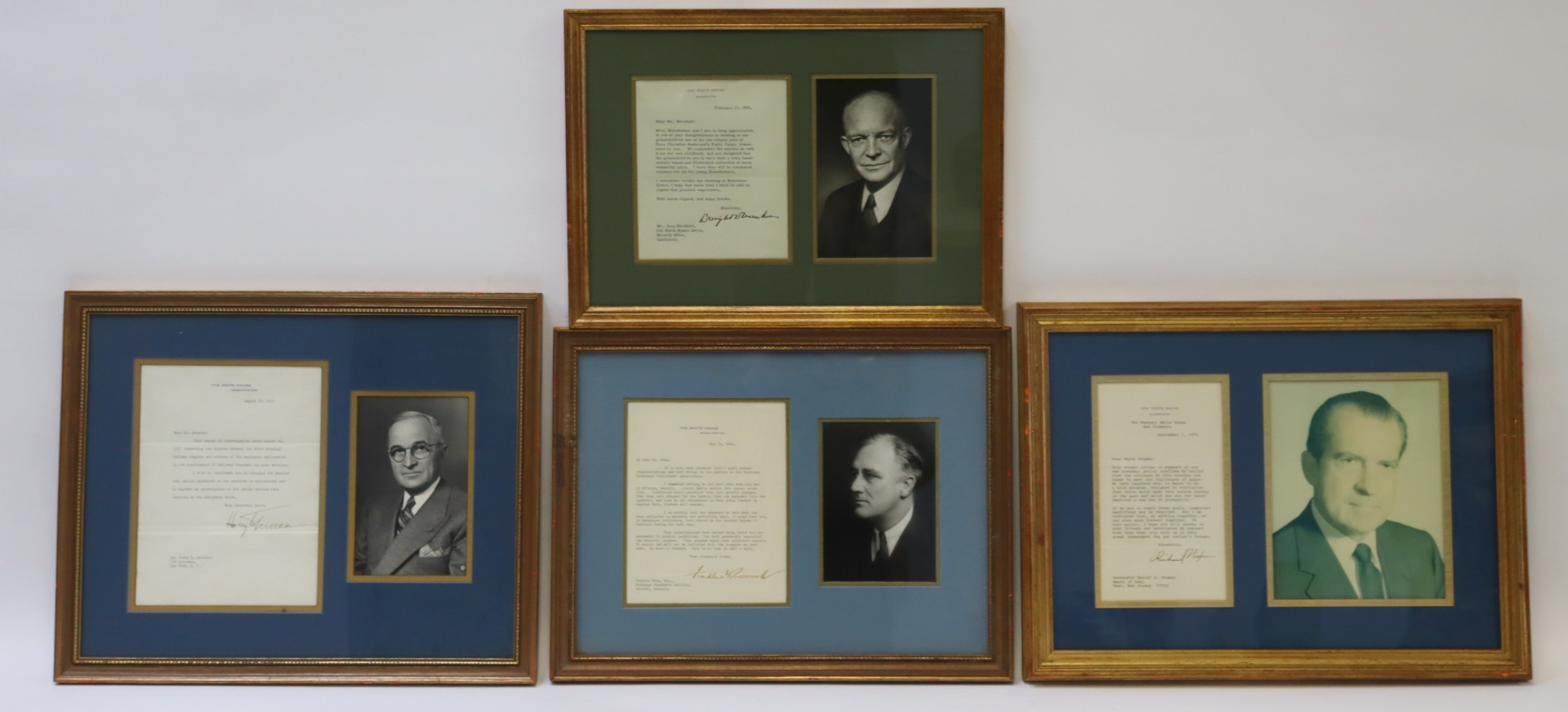 4 PRESIDENTIAL SIGNATURES WITH