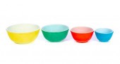 4 PYREX MIXING BOWLSExcellent