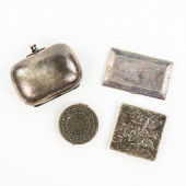 (4) SILVER WOMEN&#039;S ACCESS