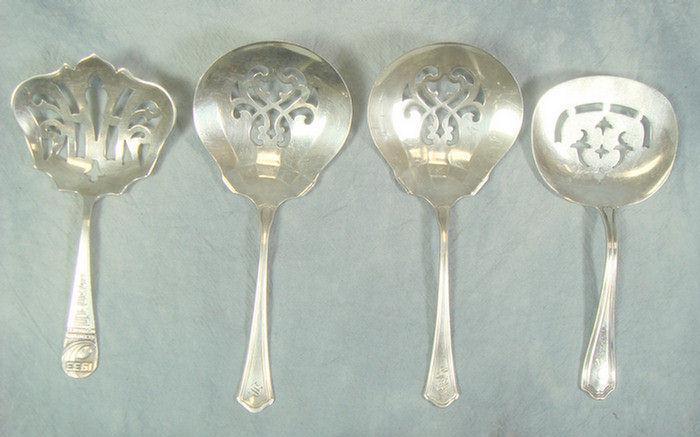 4 sterling silver bonbon spoons,