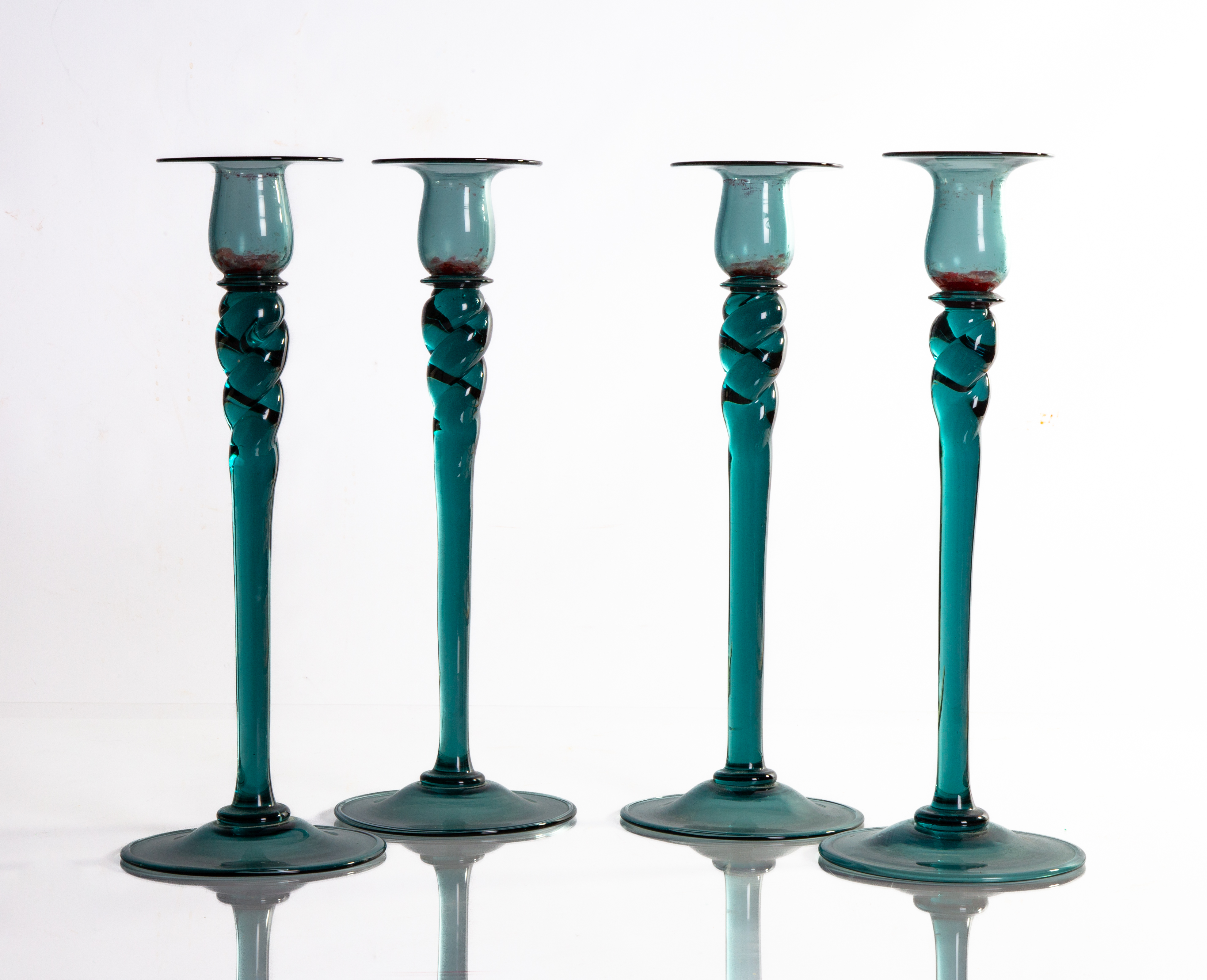 (4) STEUBEN PALE BLUE TWISTED