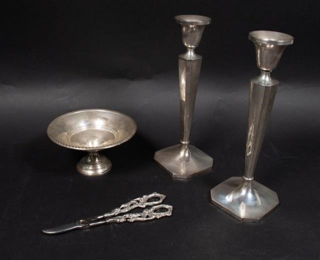 4 WEIGHTED STERLING ITEMSPair of