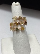 4.22CTS TRIANGULAR SHAPE FANCY