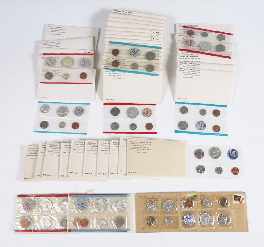 44 UNCIRCULATED AND SPECIAL SETS