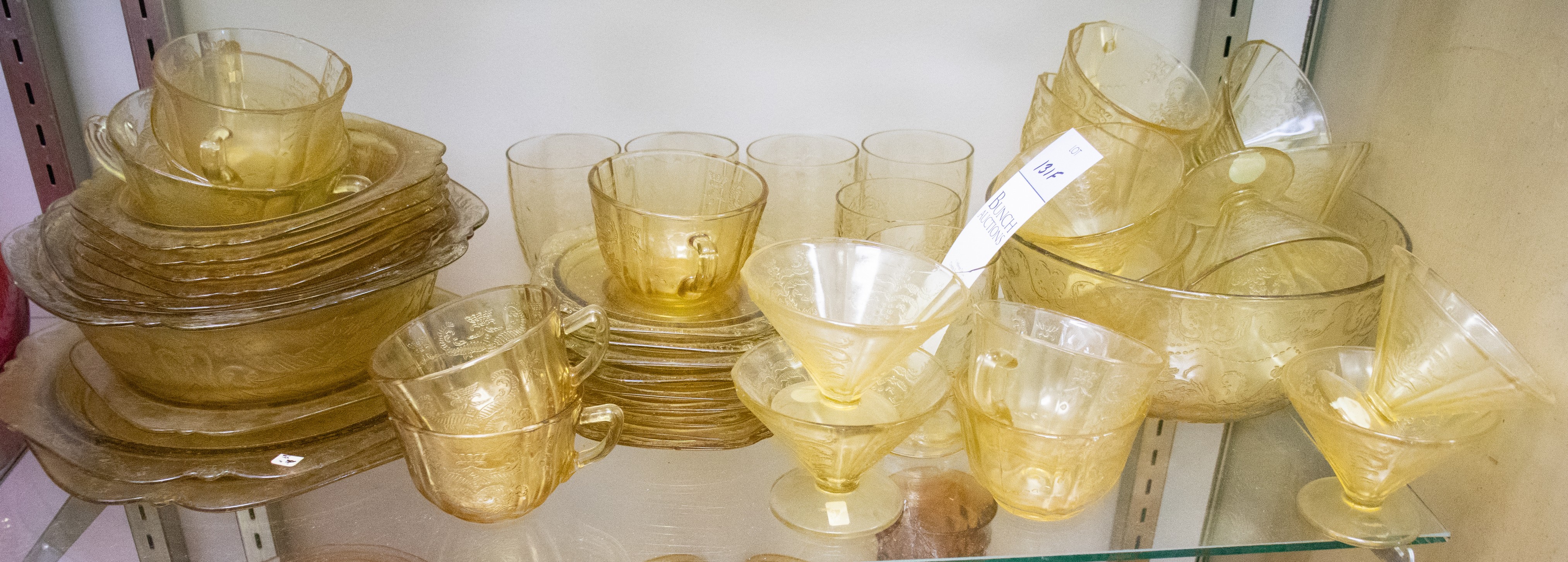 (46) Pcs Federal Madrid Amber glass