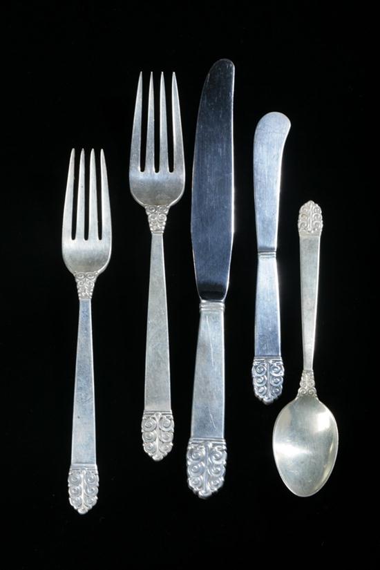 48-PIECE INTERNATIONAL STERLING