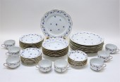 48PC HEREND BLUE GARLAND PORCE