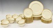 (49) LENOX 'TUXEDO' GOLD BANDE