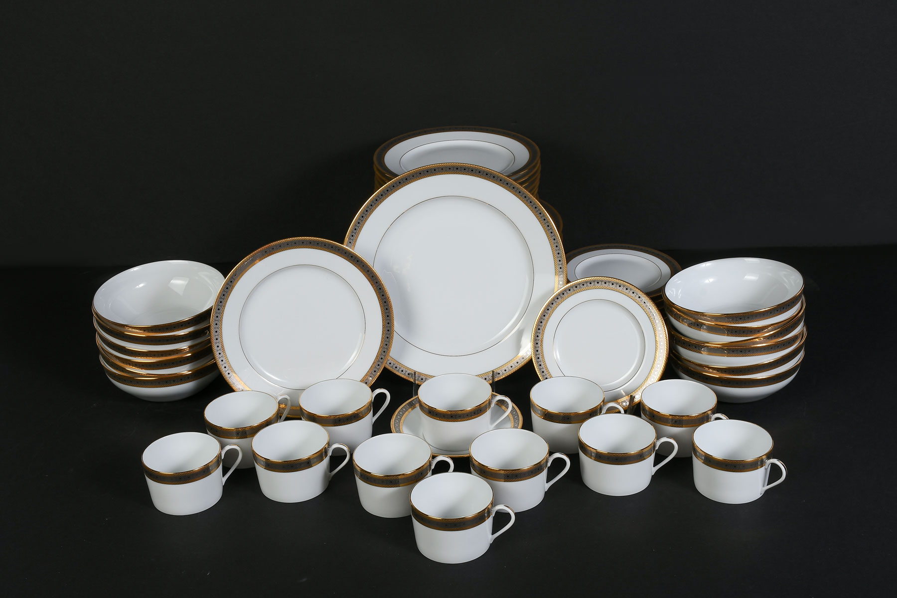 49 PC. HAVILAND LIMOGES ''PLACE